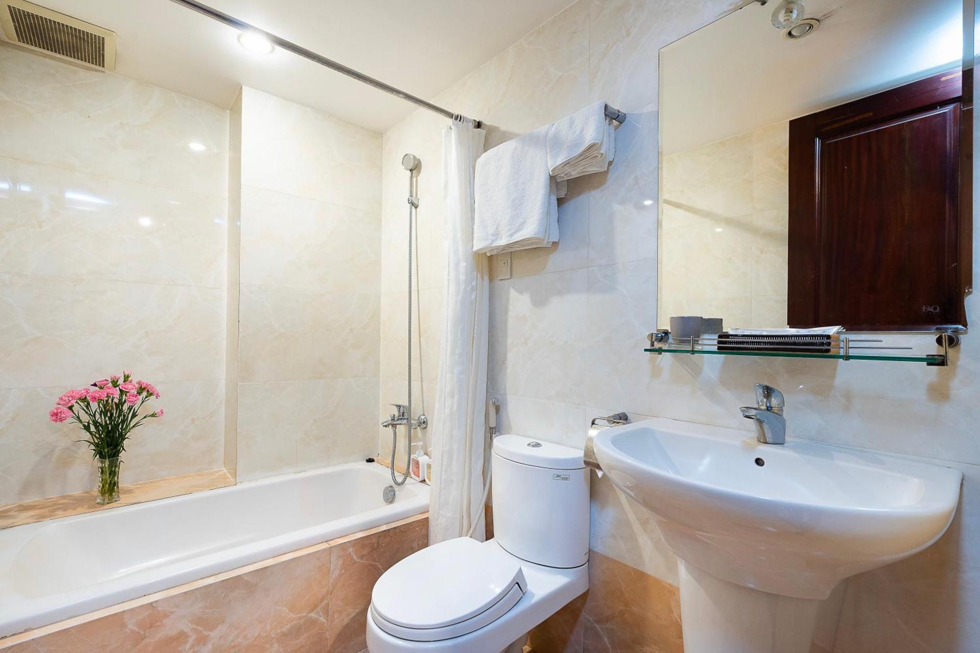 הו צ'י מין סיטי Lucky Star Hotel 146 Nguyen Trai מראה חיצוני תמונה